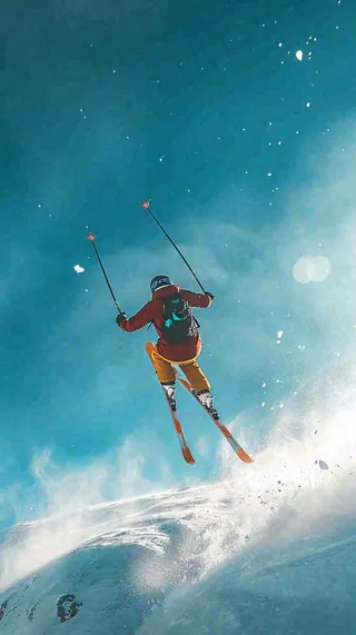 冬季冰雪极限滑雪旅行比赛，体育运动摄影图