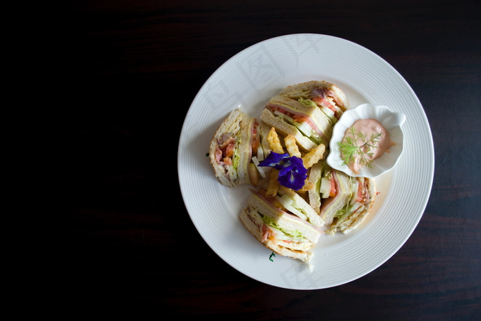 自制火腿三明治图片