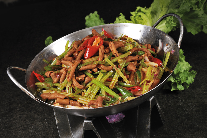干锅鸭肠  38元