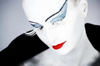 彩妆白睫毛美女图片