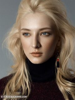 五官精美金发欧美美女图片