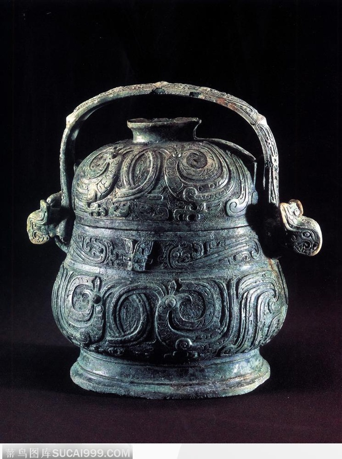 中华传统工艺长满铜绿的酒器罍