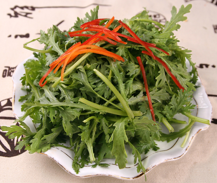 生拌茼蒿