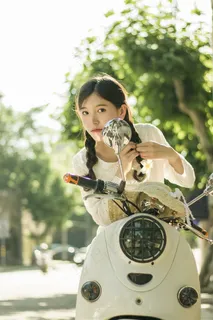 阳光少女户外精美图