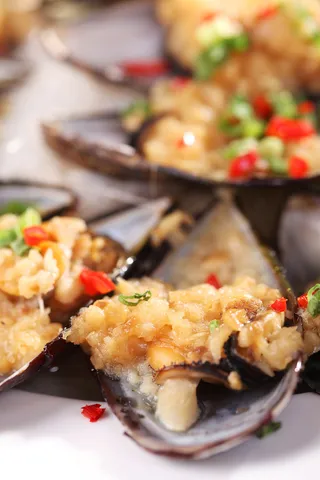 Z00209蒜香青口贝