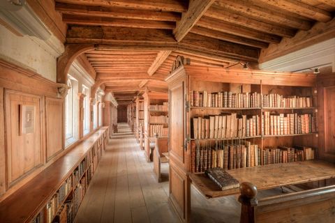藏书阁楼图片