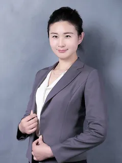 灰色女销售职业装 灰色女销售职业装