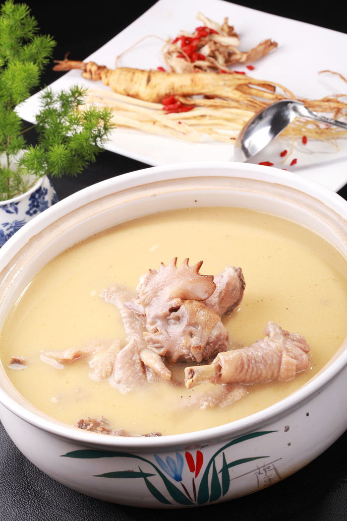 药膳炖土鸡 (2)