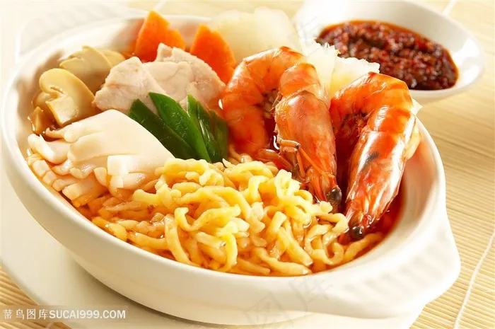 美食海鲜面条特写