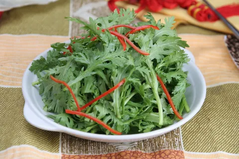 33  生拌茼蒿-人和园 33  生拌茼蒿-人和园