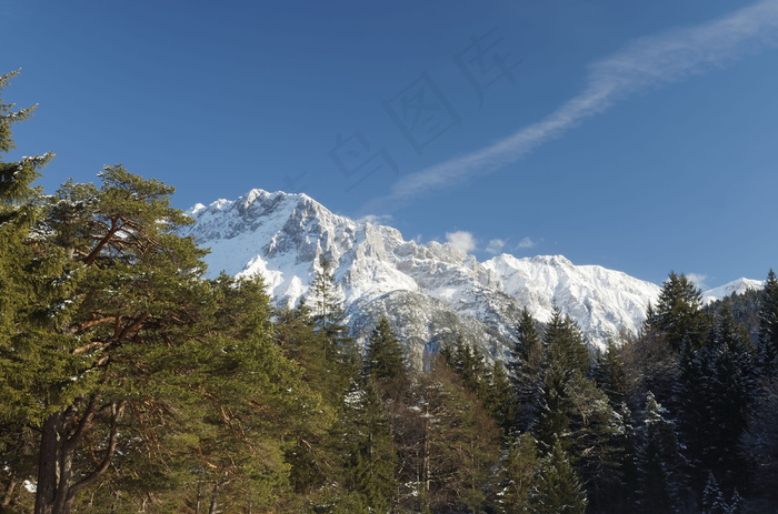 雪山山脉图片