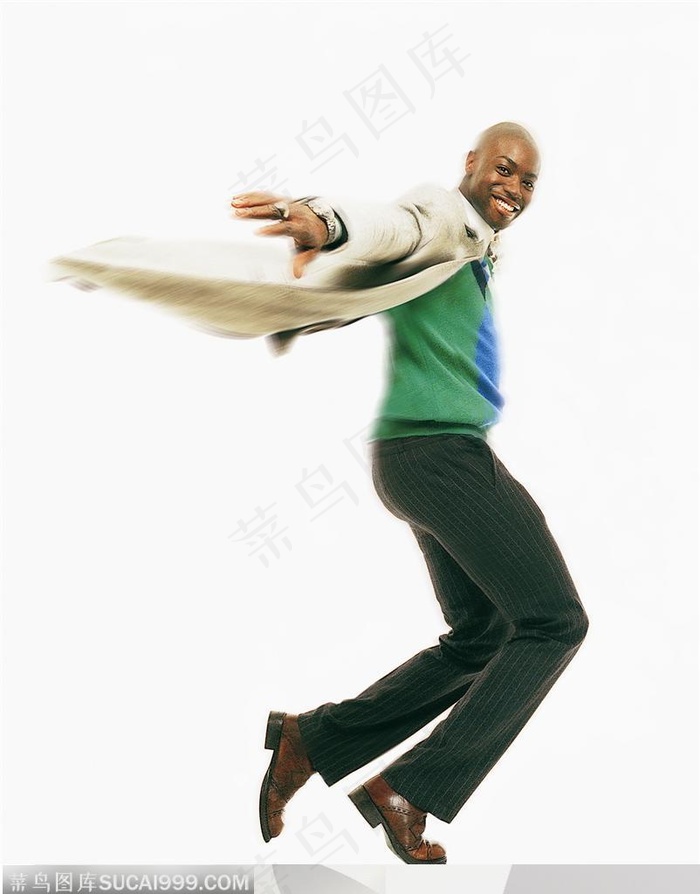 滑稽表情-穿着风衣跳跃的外国男人