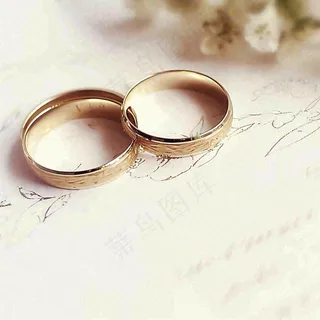 爱情婚礼婚姻戒指珠宝配饰，浪漫情人节摄影图