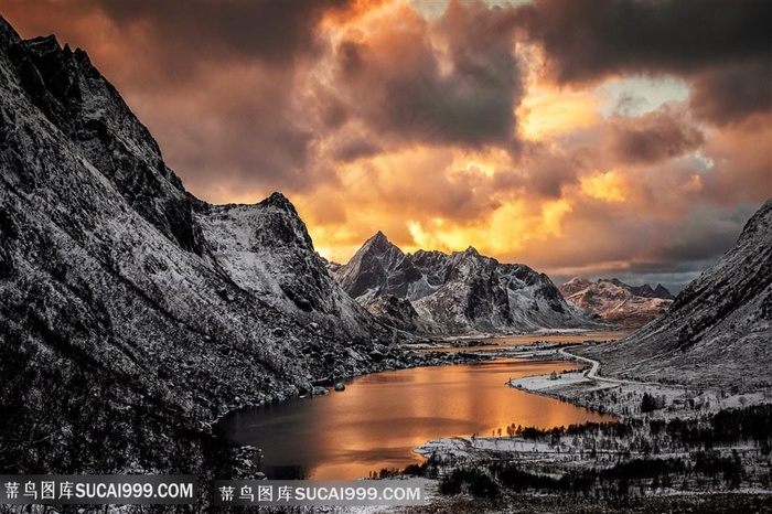 橙色光辉山脉夕阳山水风景图片