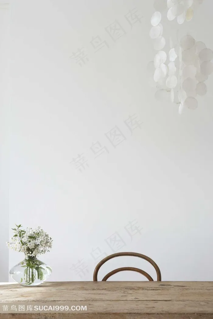 木质餐桌高清图片