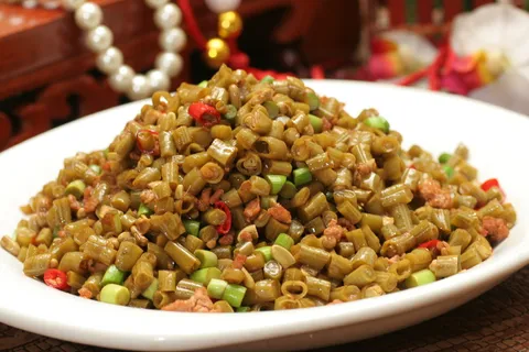 肉沫酸豆角 (1)