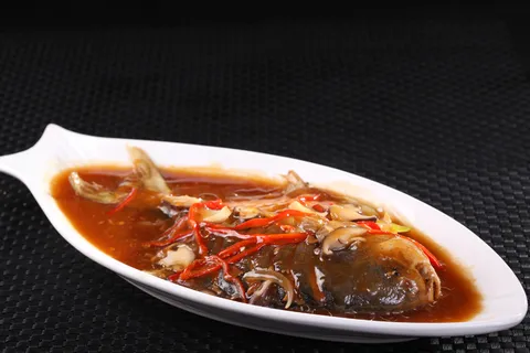 H00079红烧金鲳鱼 (2)