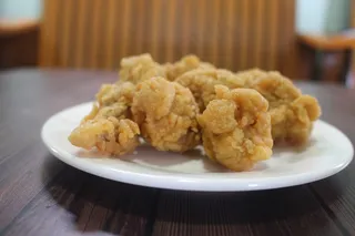 美味油炸鸡块图片