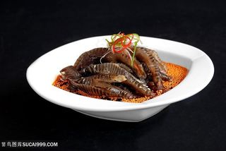 红油黑鸡脚中华美食摄影图