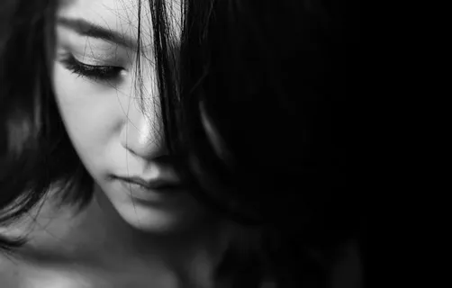 失落伤心难过女生图片 失落伤心难过女生图片