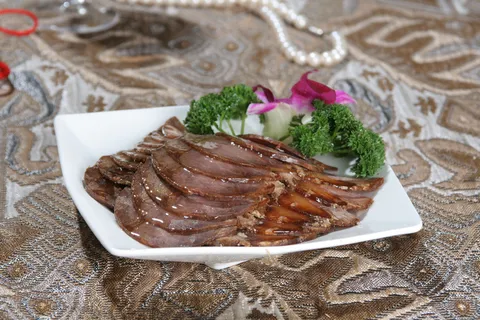酱牛肉18元