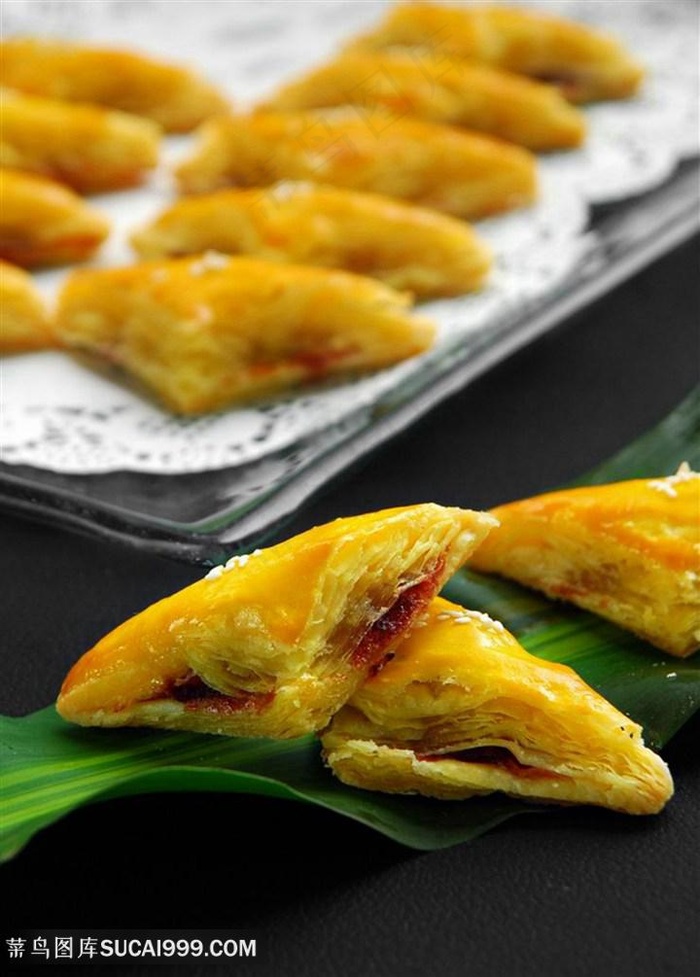 秘制叉烧酥的美食图片