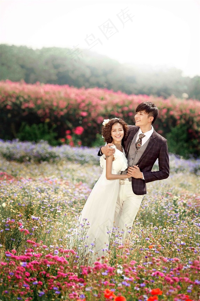 浪漫花季幸福恋人婚纱高清摄影