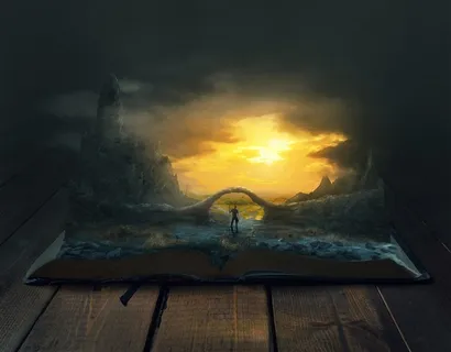 木桌上摊开的书本中的世界高清图片 木桌上摊开的书本中的世界高清图片