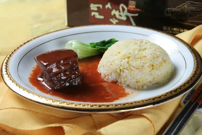   一品醋香肉扣饭
