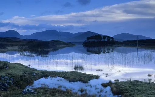 湖光山色  湖光山色