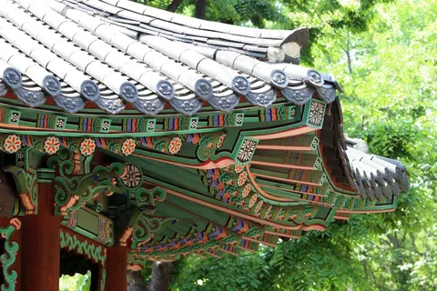 古建筑屋檐局部图片