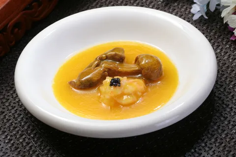 浓汁松茸大虾球