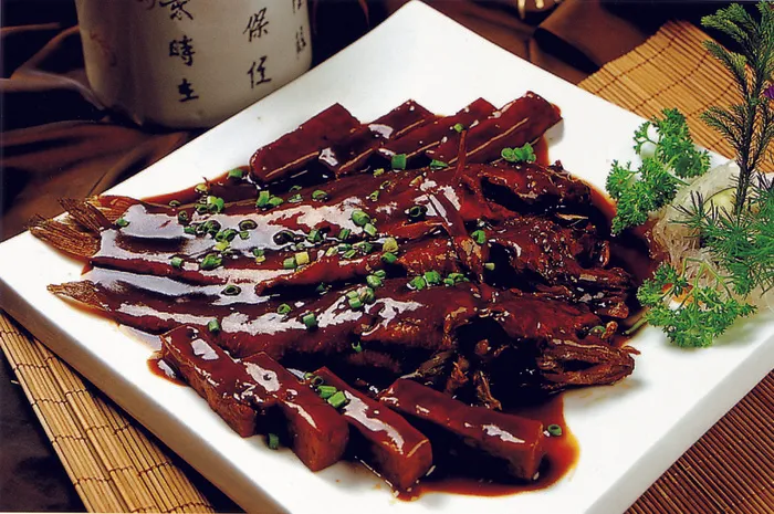 0711c-1314小黄鱼烧豆腐    26元