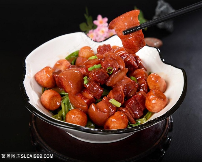 疙瘩红烧肉图片