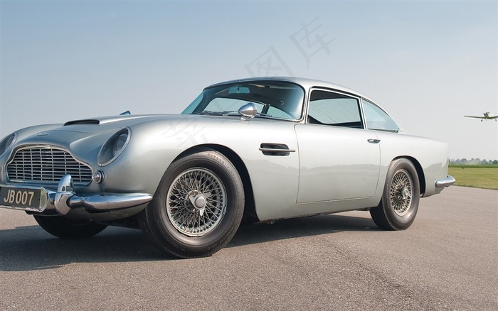 阿斯顿马丁老爷车