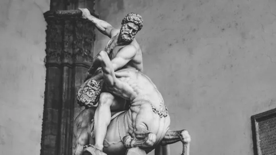 古典骑马人物雕塑