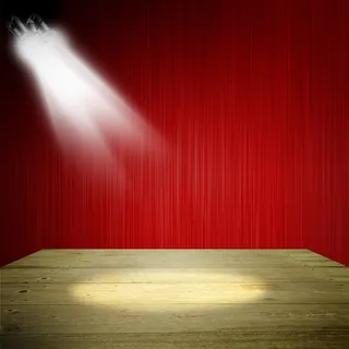 深红色背景光柱