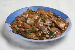 蘑菇炒肉-保府人家