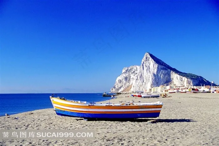 海边沙滩小船风景图片
