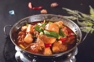 干锅美食焖锅湘菜麻辣香辣纸锅干锅智慧鸭