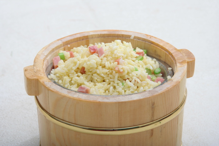 木桶黄金炒饭  12元