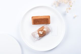 蛋糕店小蛋糕慕斯美食甜品图片