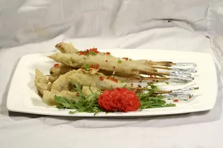 36箭穿无骨鱼-乡村小镇