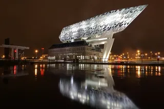 比利时海港夜景图片