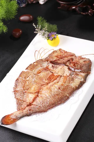 香煎黄花鱼48元一份 (1)