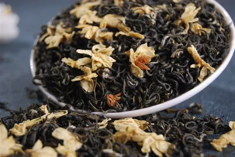 清香淡雅碧螺春图