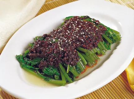 0806L-752鱼酱拌茼蒿