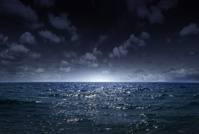 阴暗的乌云景色高清图