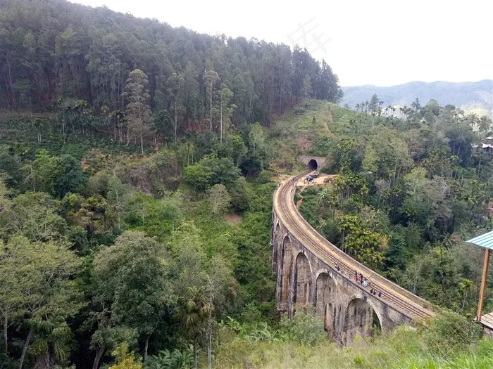 斯里兰卡山间道路