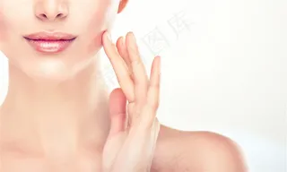 美女模特的亮粉色嘴唇高清摄影